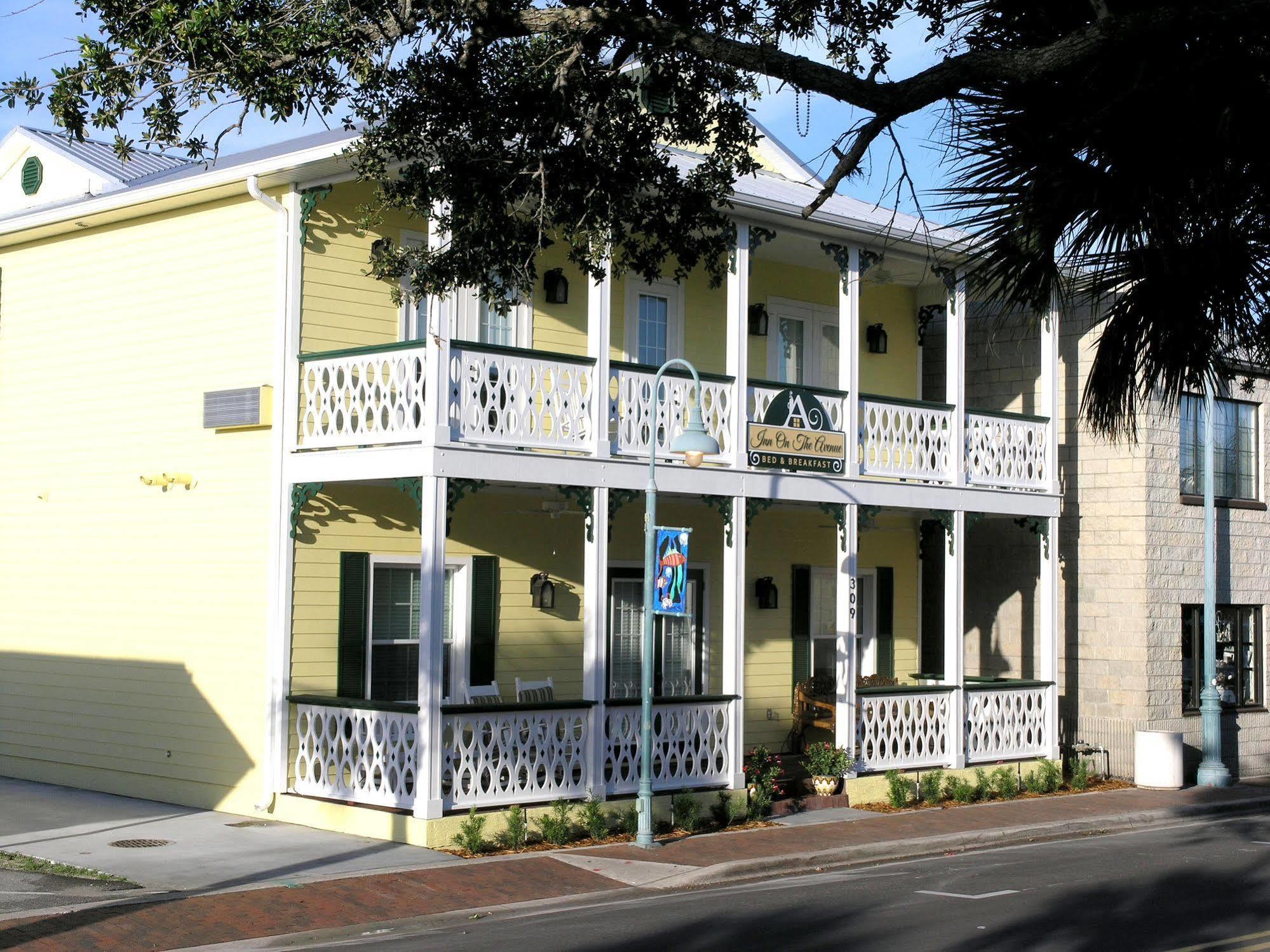 Inn On The Avenue New Smyrna Beach Buitenkant foto